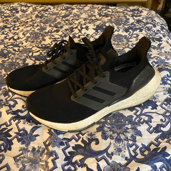 Adidas Ultraboost - Picture 8 of 8